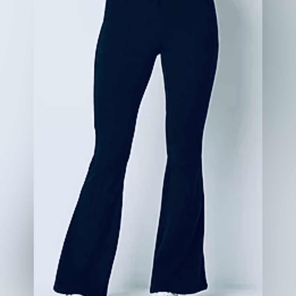 NWT Sonoma Flare High Rise Leggings L